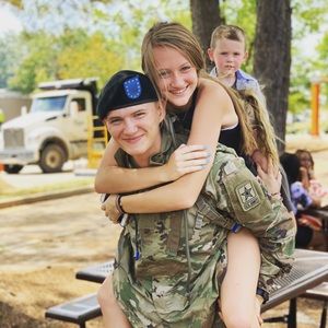 Meet your Posher, Dawsen